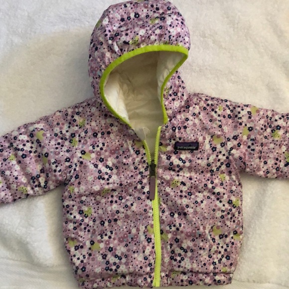 PATAGONIA Reversable Hoodie Jacket - Picture 2 of 4